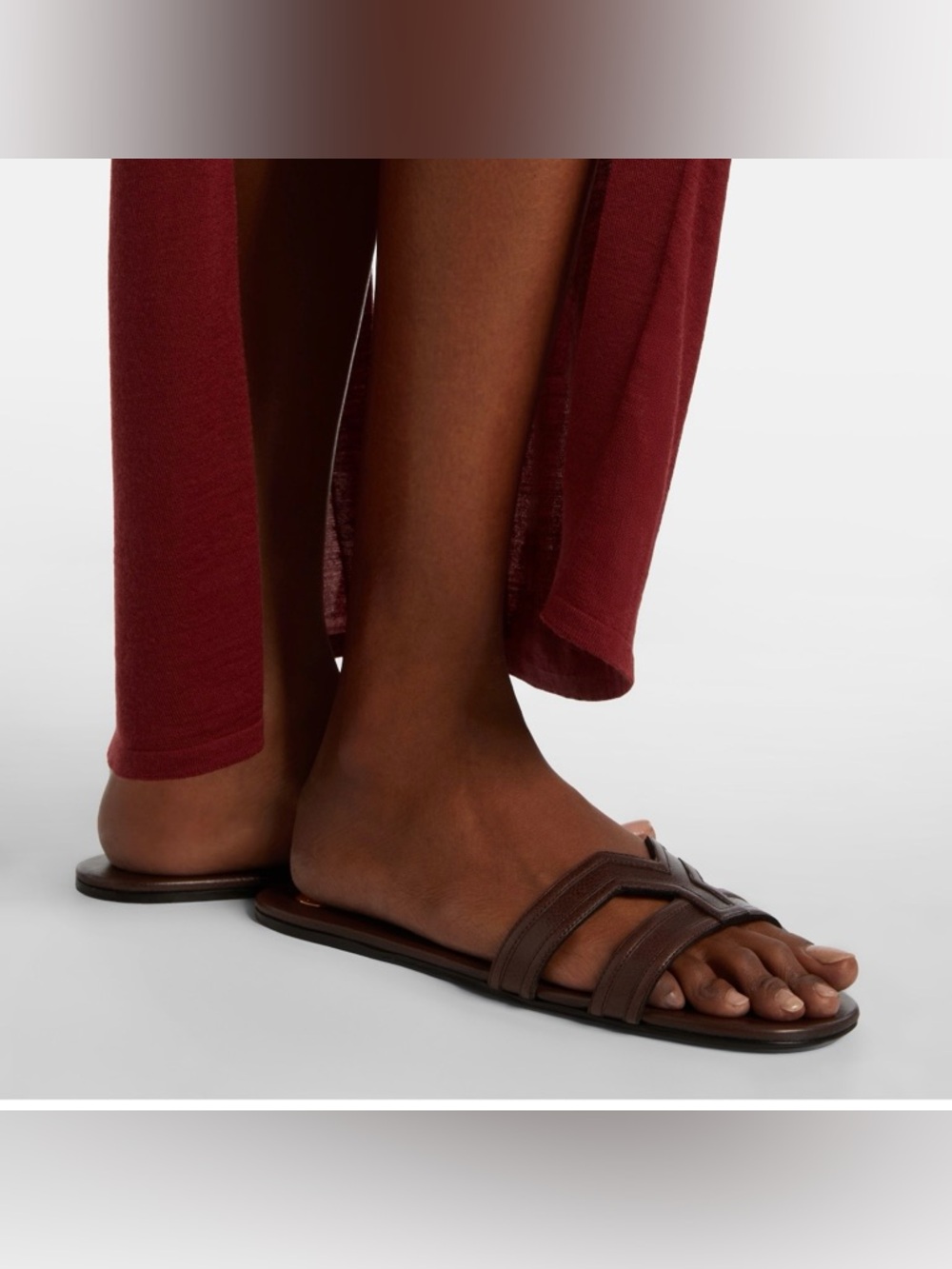 SAINT LAURENT Mabrouka Y logo leather slides sandals - Picture 3 of 6